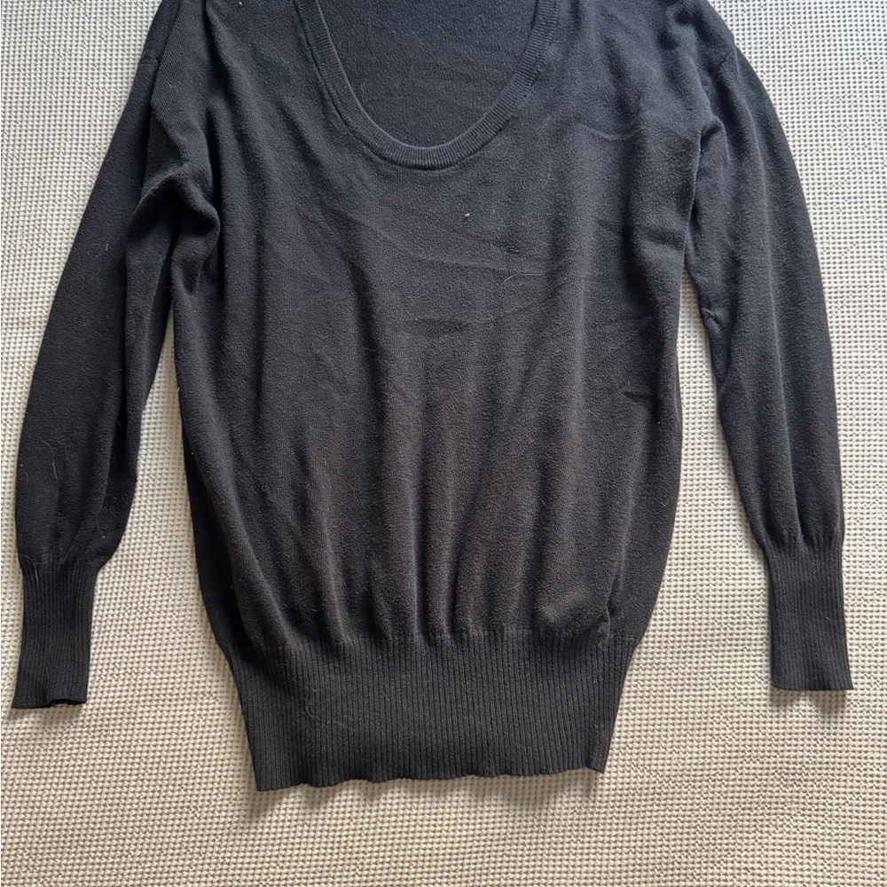 Old Navy Classic Black Women's Sweater